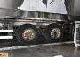 Reifenschaden lässt Lastwagen auf A6 in Flammen aufgehen