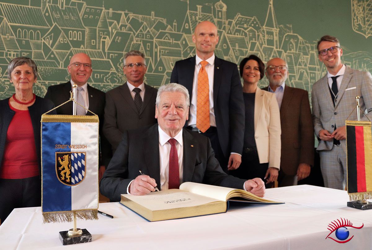 Joachim Gauck Bundespräsident a.D. besuchte Wiesloch