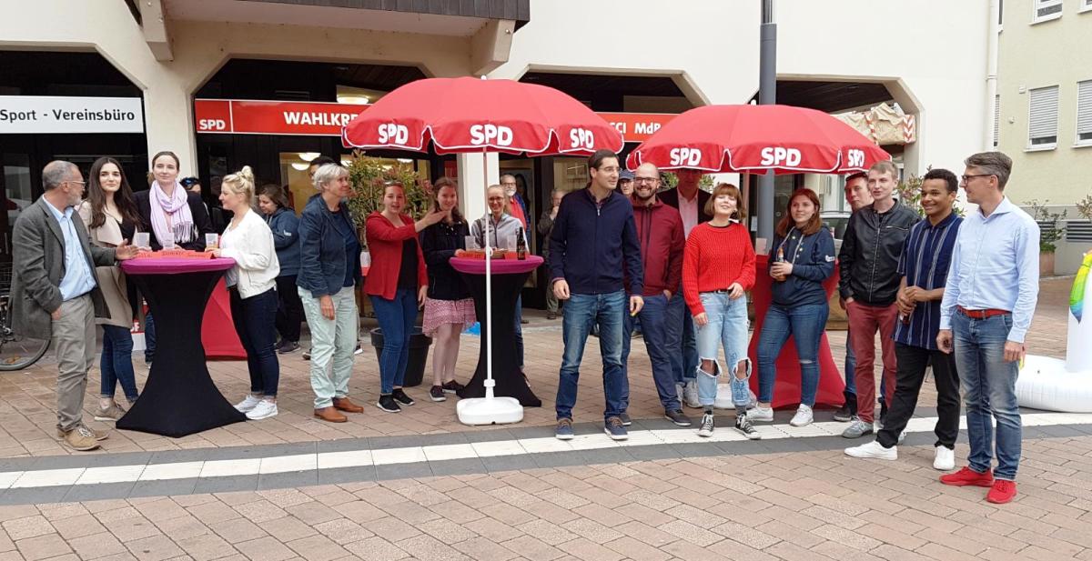 Entspannte Stimmung herrschte beim Jungwählertreff der SPD Ortsvereine auf dem Wieslocher Marktplatz