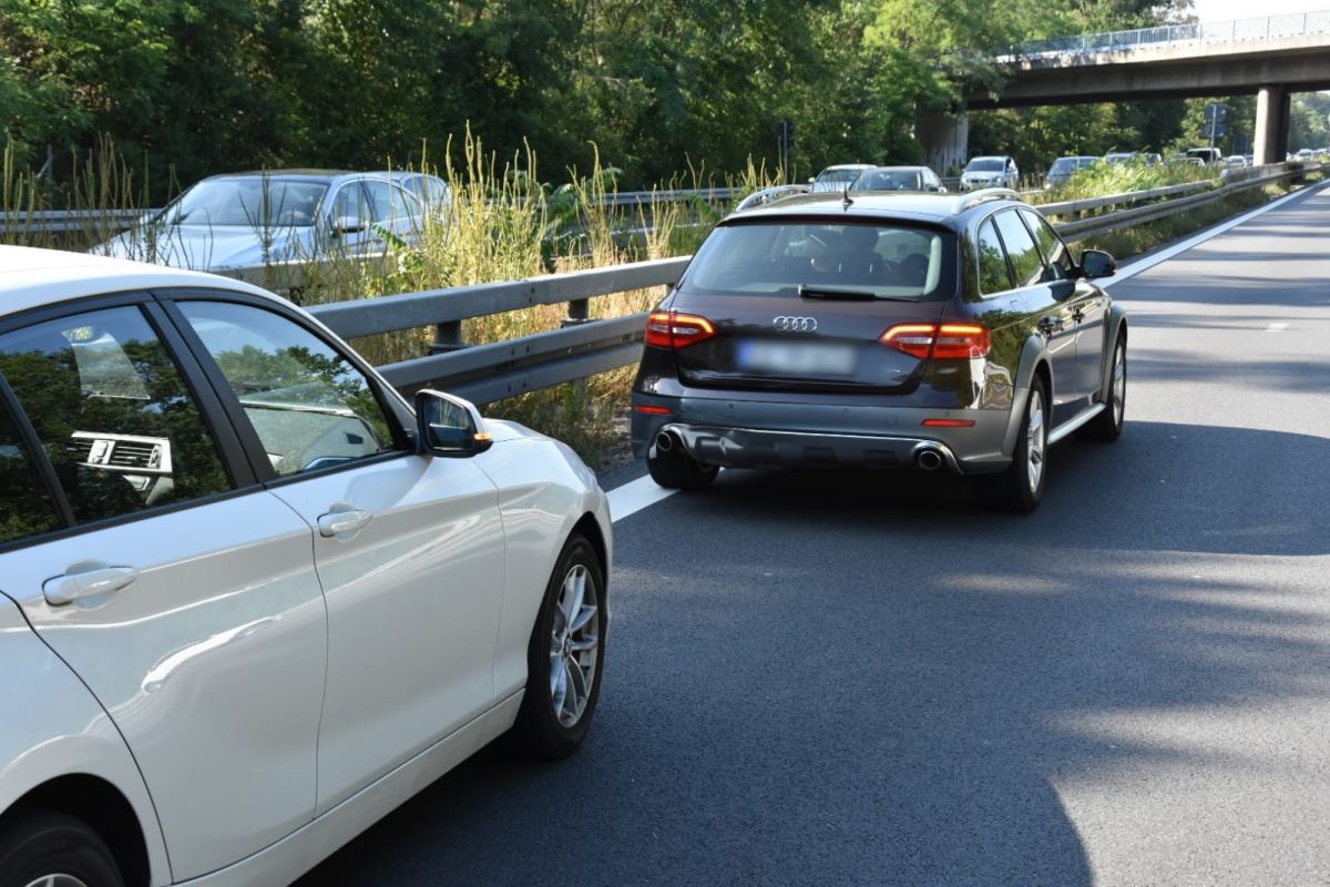 Verkehrsbehinderungen nach Unfall auf A5 bei Walldorf