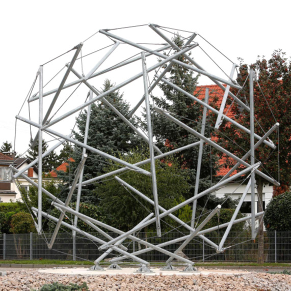 Wiesloch: Einweihung der Tensegrity-Sphäre von Markus Heinsdorff