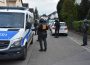 Große Aufregung am Samstagnachmittag in Leimen. Schwer bewaffnete Polizisten sichern Straßenzüge. Der Grund: Ein sehr Kurioser.