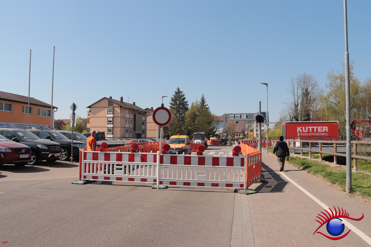 Vollsperrung der Schwetzinger Straße auf Höhe der Einmündung Dr. Martin-Luther-Straße