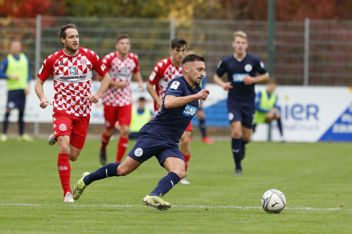 Mainz springt auf Platz 1