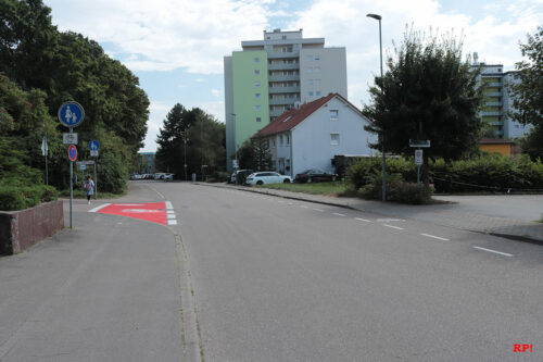 Rote Radfahrerüberfahrt