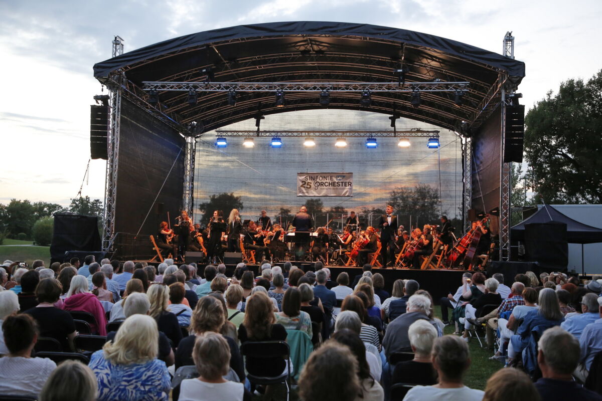 SAP-Sinfonieorchester spielte im AQWA für das Hospiz Agape und begeistert