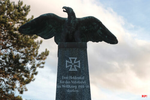 Kriegsmahnmal in Baiertal Alter Friedhof