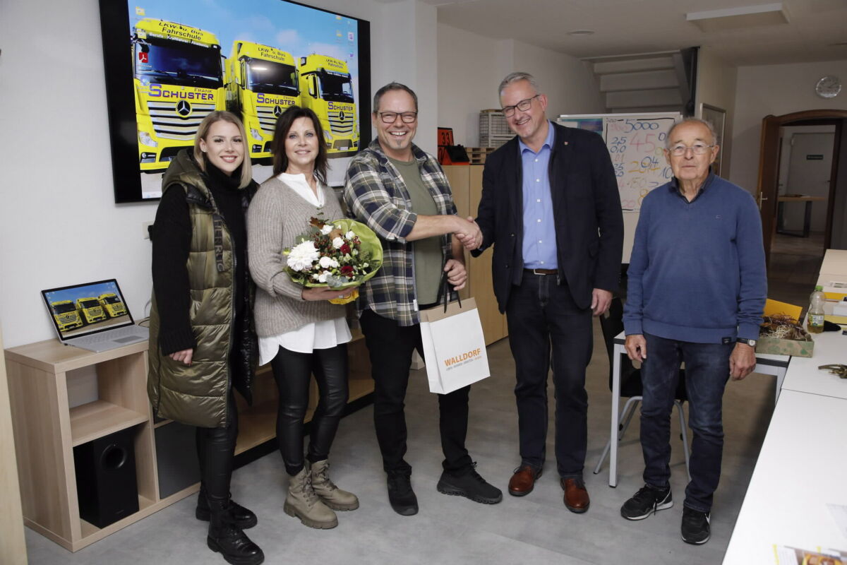 Neueröffnung der Fahrschule Schuster in Walldorf