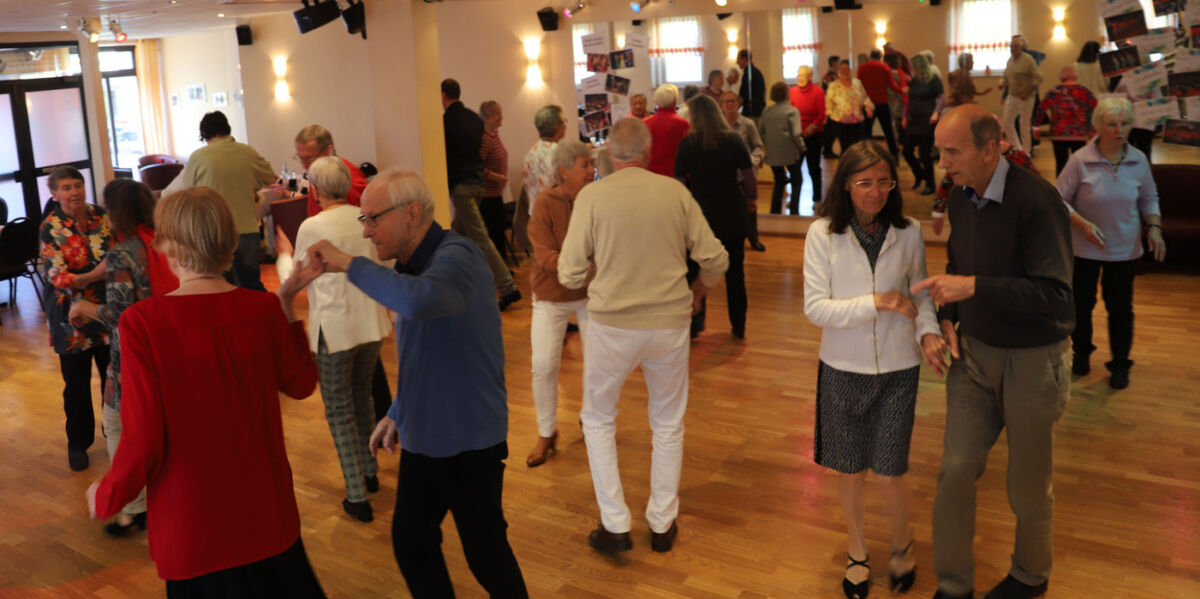Walldorf: Viele Gäste kamen zum Tanztee