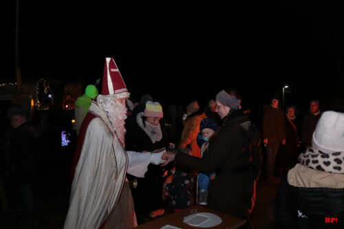 Der Nikolaus in Schatthausen