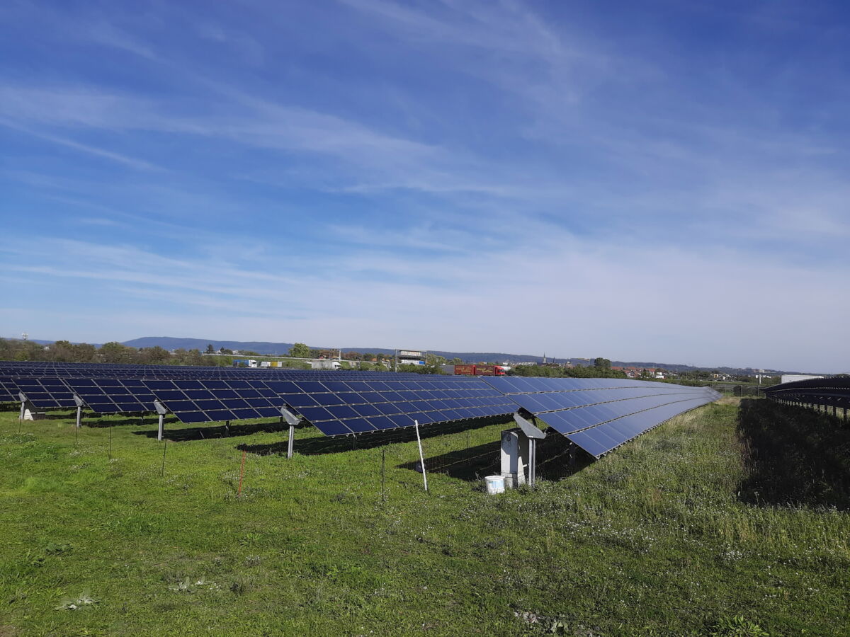 Freiflächen-Photovoltaikanlage am Nußlocher Bahnübergang geplant