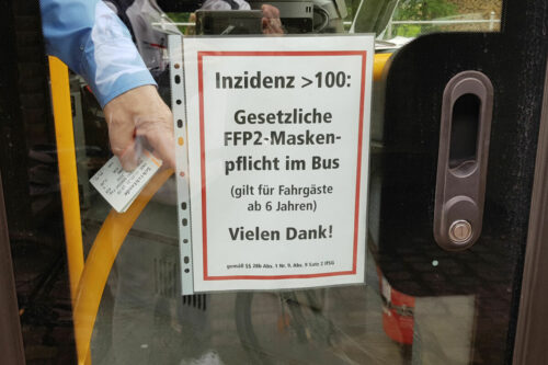 Maskenpflicht-im-Bus