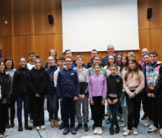 Walldorf: Austauschschüler aus Crémieu besuchen auch das Rathaus