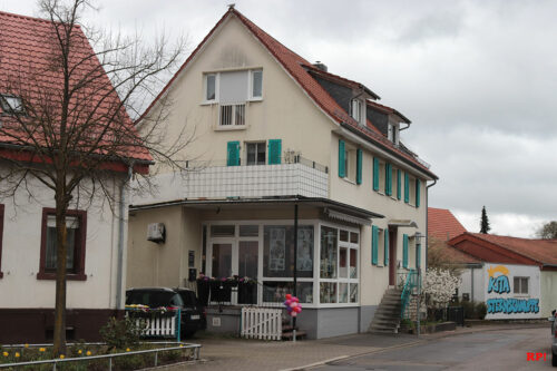 Friseursalon in der Ortsmitte von Schatthausen