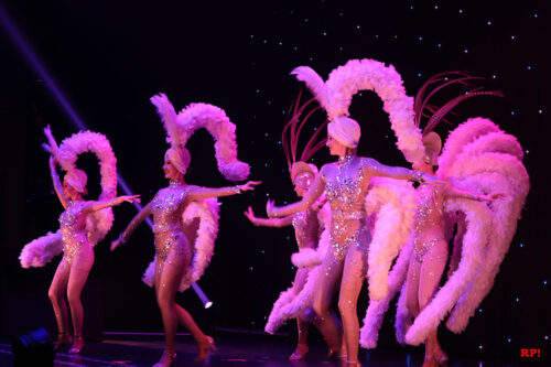 Vegas Showgirls
