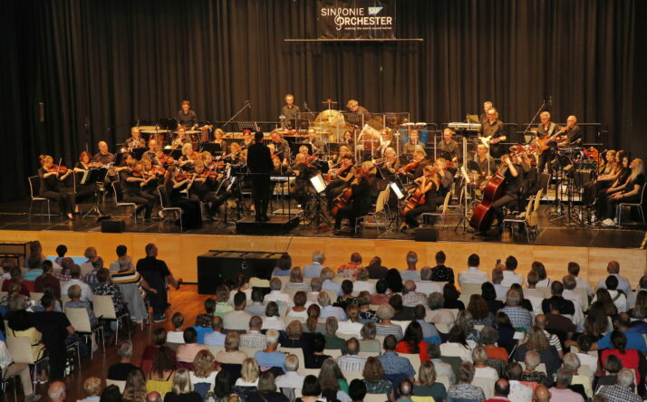 Benefizkonzert des SAP Sinfonieorchesters in der Astoria-Halle