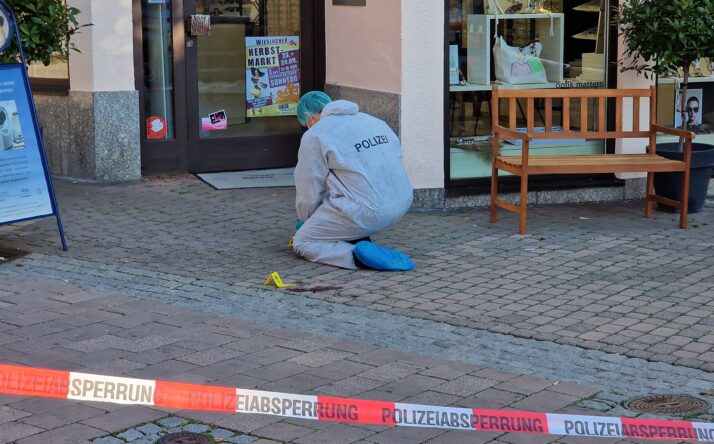 Tödlicher Messerangriff in Wiesloch: Staatsanwaltschaft und das Polizeipräsidium Mannheim gibt weitere Details bekannt