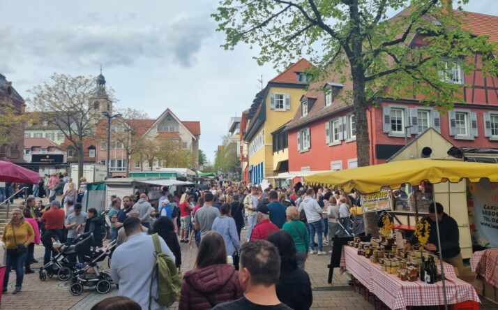 Wieslocher Herbstmarkt mit verkaufsoffenem Sonntag