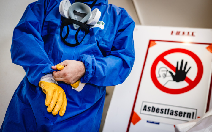 IG BAU legt „Asbest-Charta“ vor und verlangt Förderprogramm „Asbest-Sanierung“