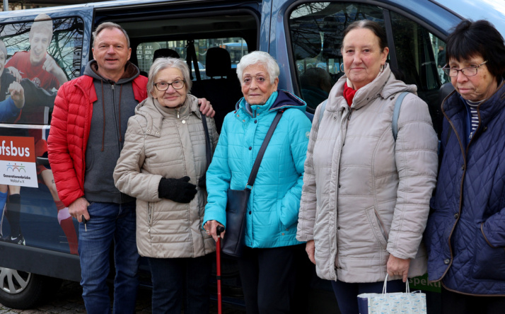 Walldorfer Einkaufsbus erleichtert vielen Senioren den Alltag