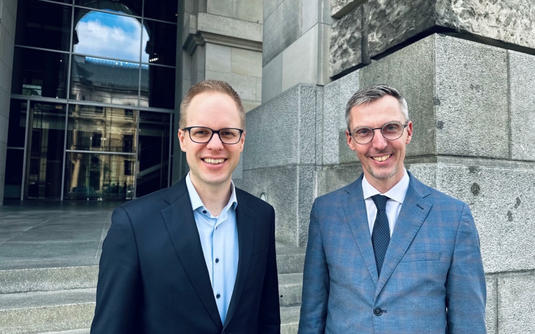 Bundestagsabgeordnete freuen sich über 2,5 Millionen Euro