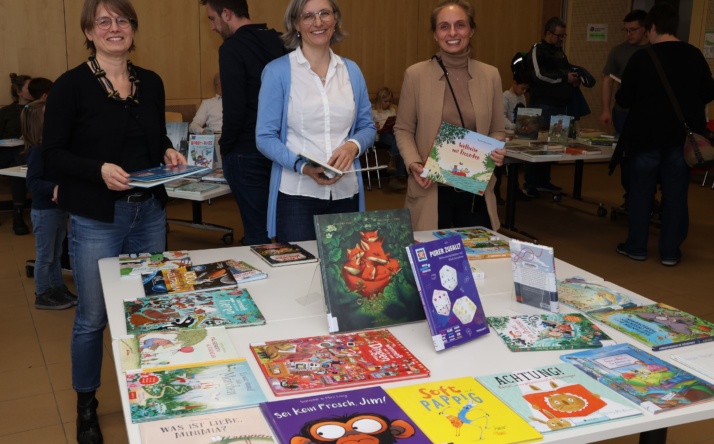Büchertag an der Schillerschule Walldorf sorgt für großen Andrang