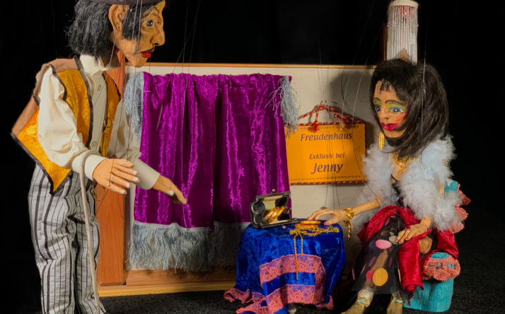 Marionettentheater in Wiesloch: “Fast eine Dreigroschenoper” nach Bertolt Brecht