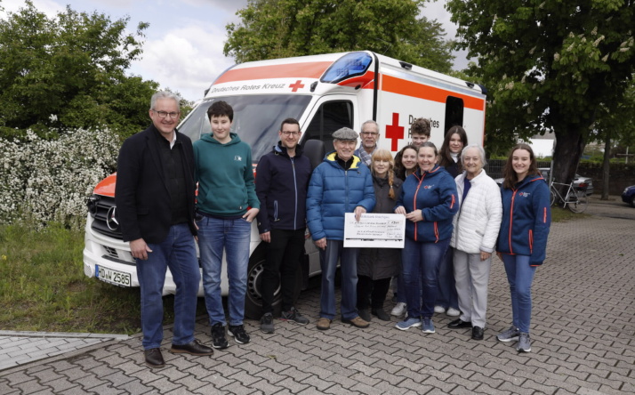 Vereine spenden an das Jugendrotkreuz Walldorf