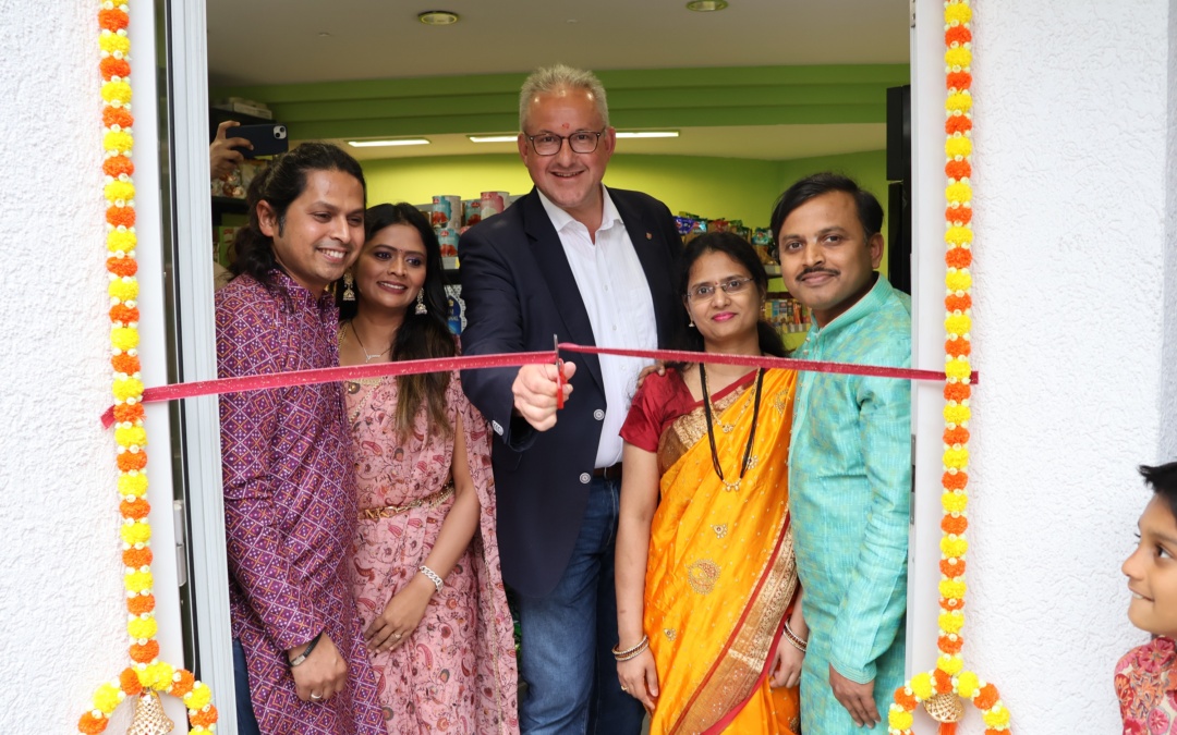 Neueröffnung des Lebensmittelgeschäfts Groceteria