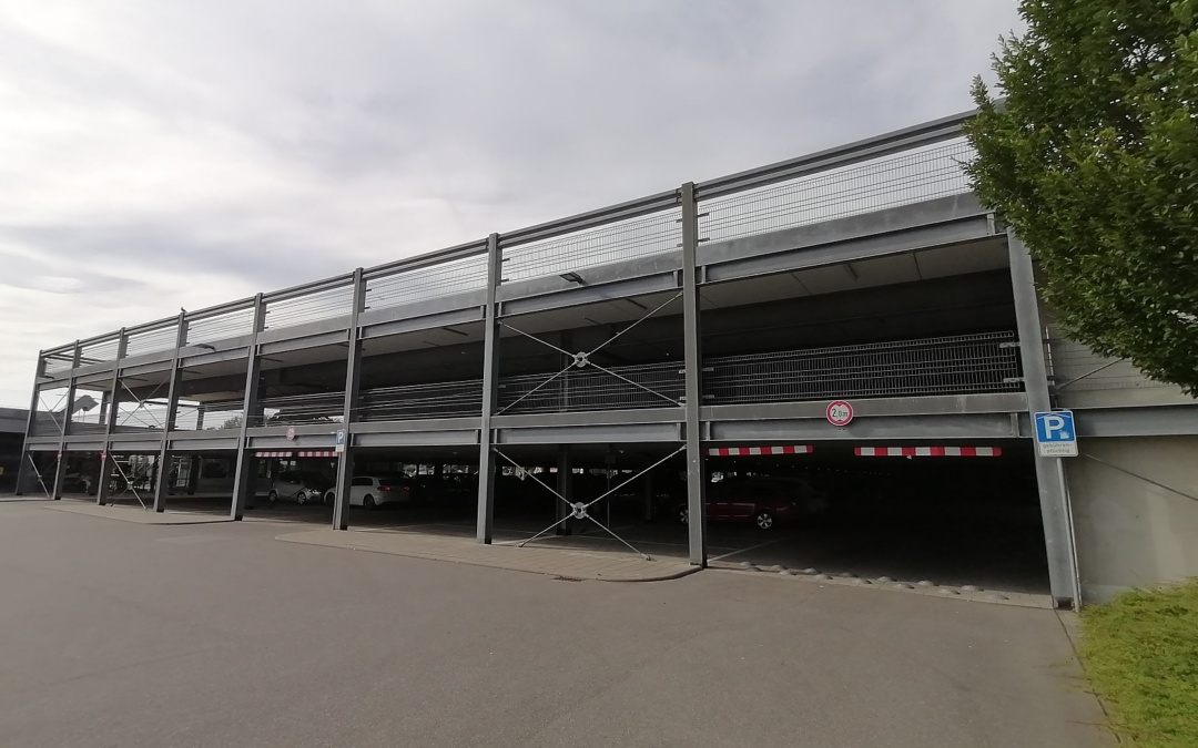 Ideen für bessere Auslastung des Parkhauses am Bahnhof werden geprüft