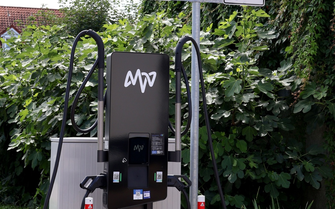 Ladeplätze sind für E-Fahrzeuge freizuhalten