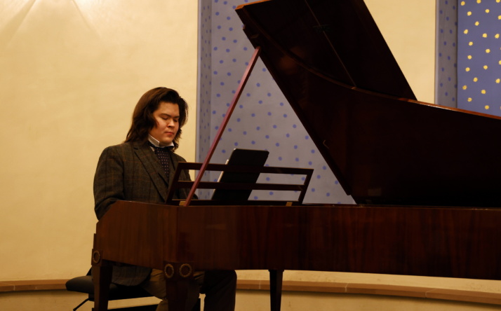 Anders Muskens begeistert mit „Mozart vs. Vogler – Rivalen in Mannheim“