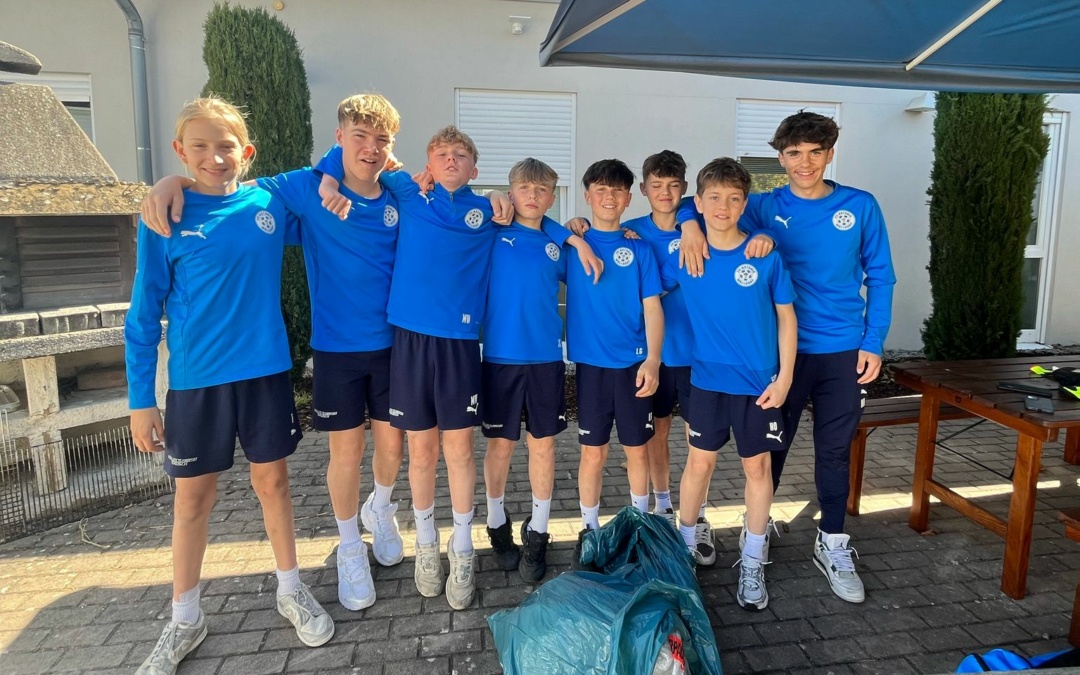 Ferien voller Abwechslung: Lesen, Kicken, Helfen beim FC-Astoria Walldorf