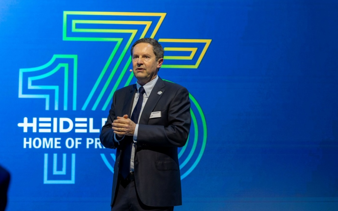 HEIDELBERG startet gestärkt ins Geschäftsjahr 2025/26
