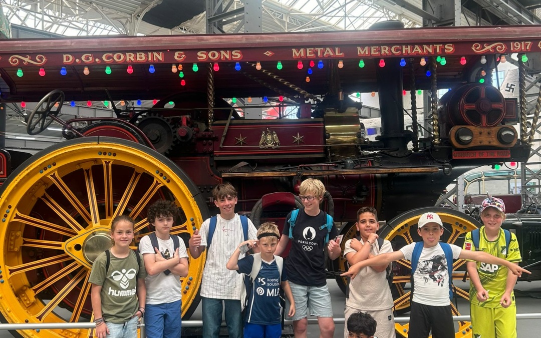 Kick and Science Feriencamp begeistert mit Wissenschaft und Sport