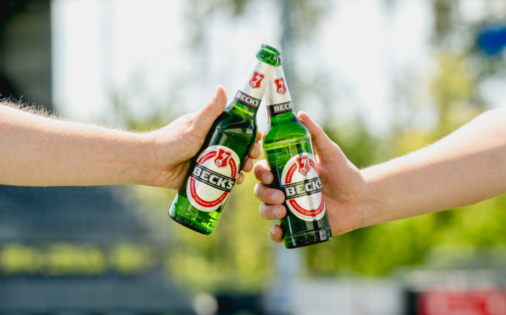SV Sandhausen und AB InBev Deutschland gehen langfristige Bierpartnerschaft ein
