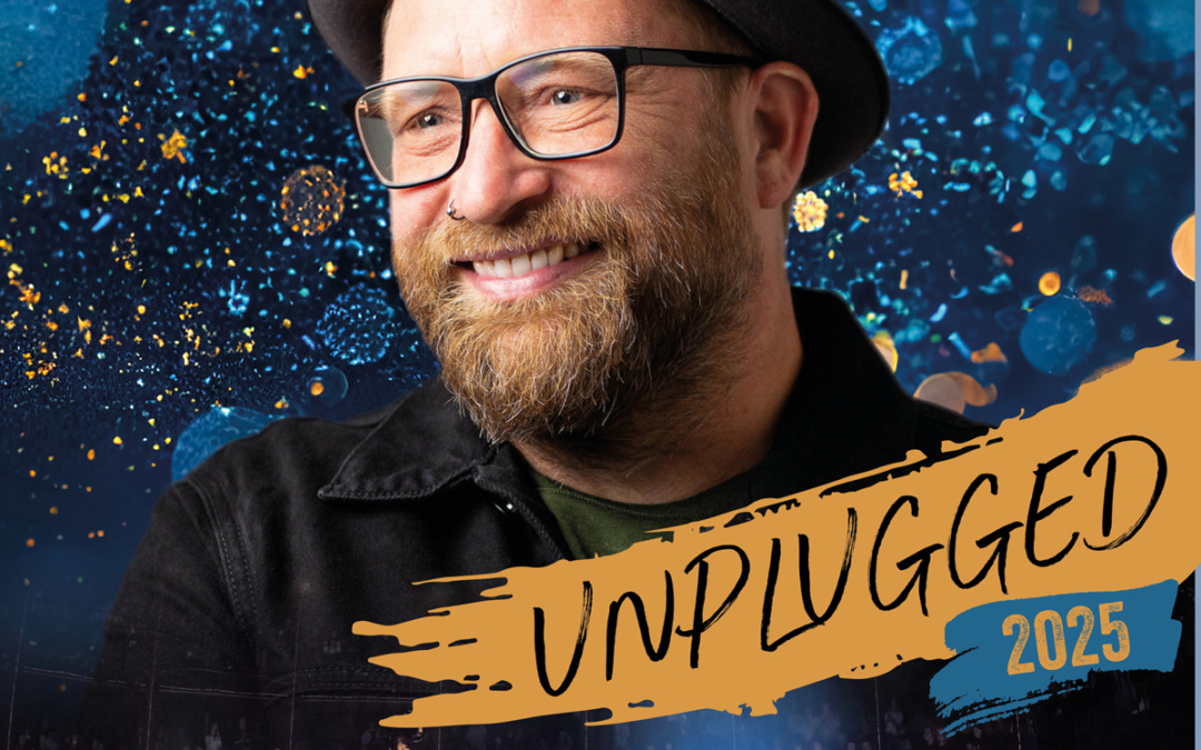 Songpoet mit Hut, Brille und Gitarre – Gregor Meyle & Band