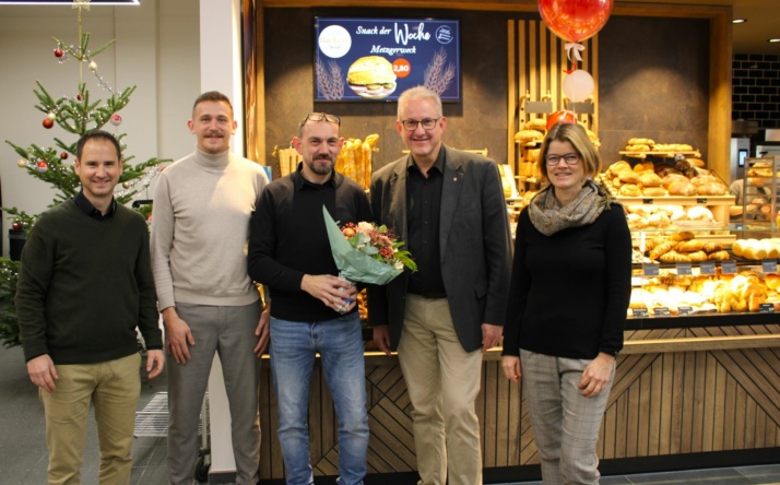 Bürgermeister Renschler besucht Edeka Kissel SBK Markt in der Bahnhofstraße