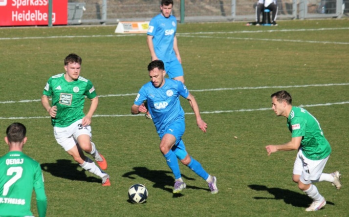 FC-Astoria Walldorf springt auf die Vier