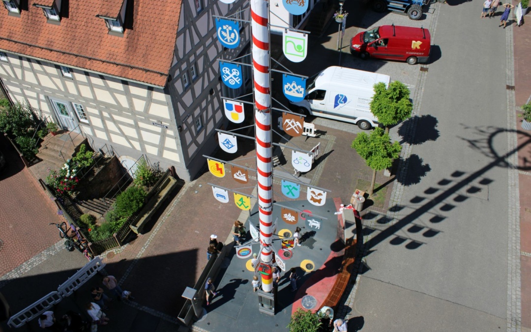 Walldorf: Der Handwerkerbaum steht nach alter Tradition