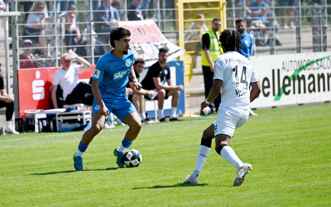 FC-Astoria Walldorf verabschiedert sich mit einem 4:1 Sieg