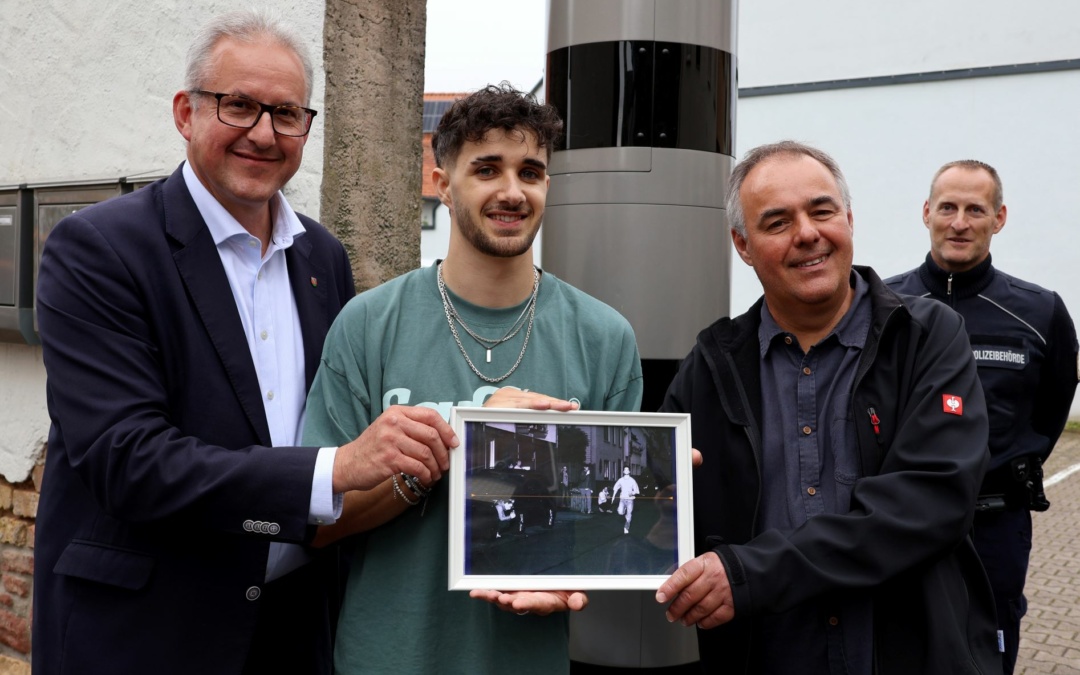 Musiker und Social-Media-Star Luca-Dante Spadafora meistert die Challenge der Stadt