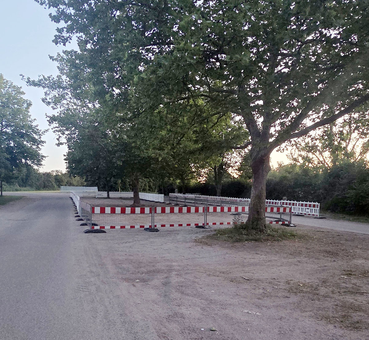 park_schwimmbad1