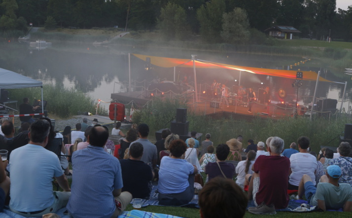 Die Queen Kings verneigen sich bei der „Sommerparty am See“ vor Queen