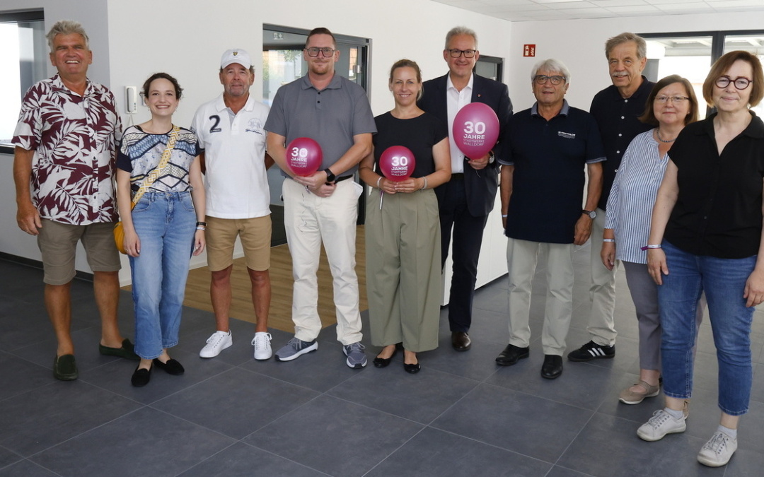 Stadtwerke Walldorf feiern 30. Geburtstag und beziehen Neubau