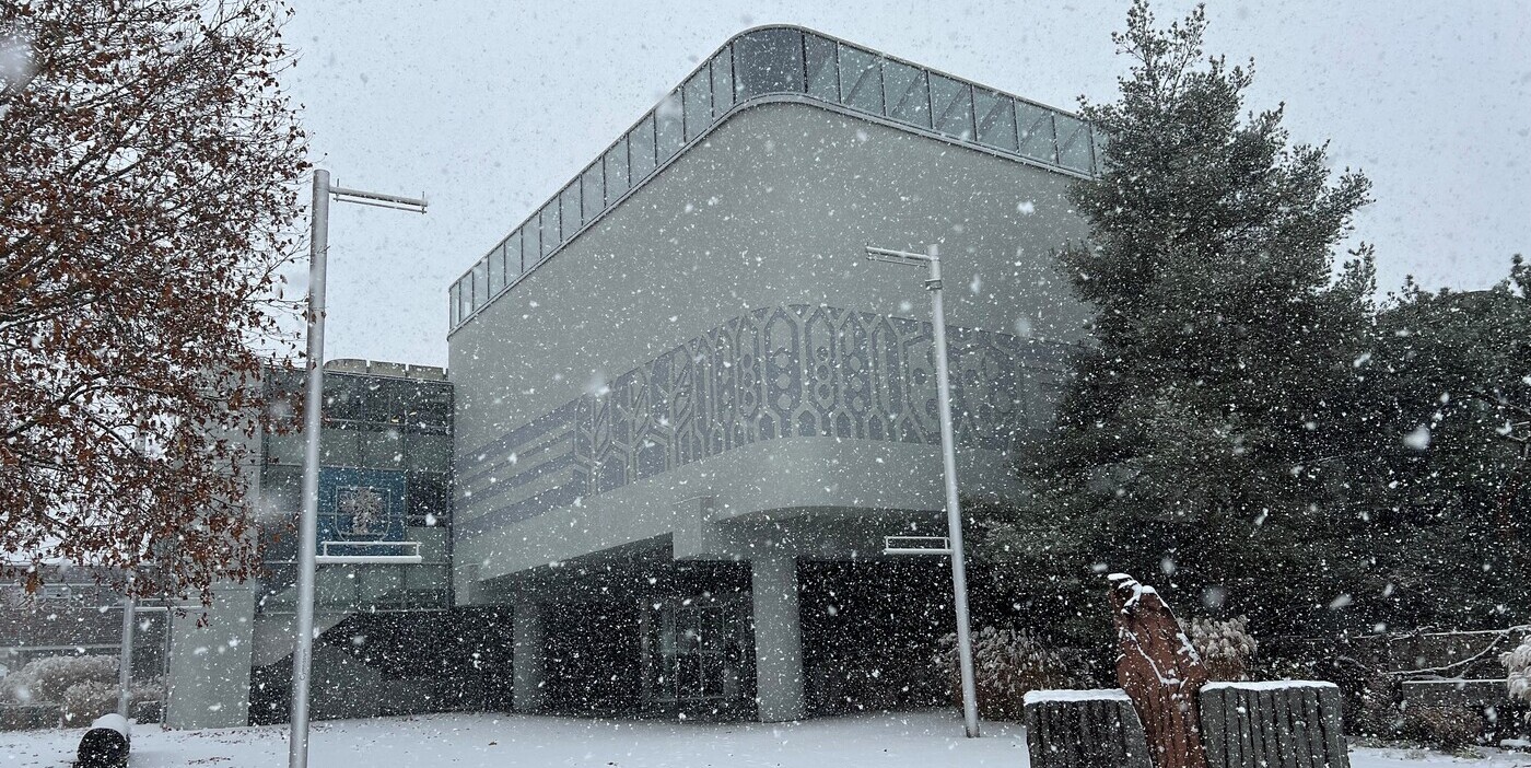 Rathaus_im_Schnee_HP_01