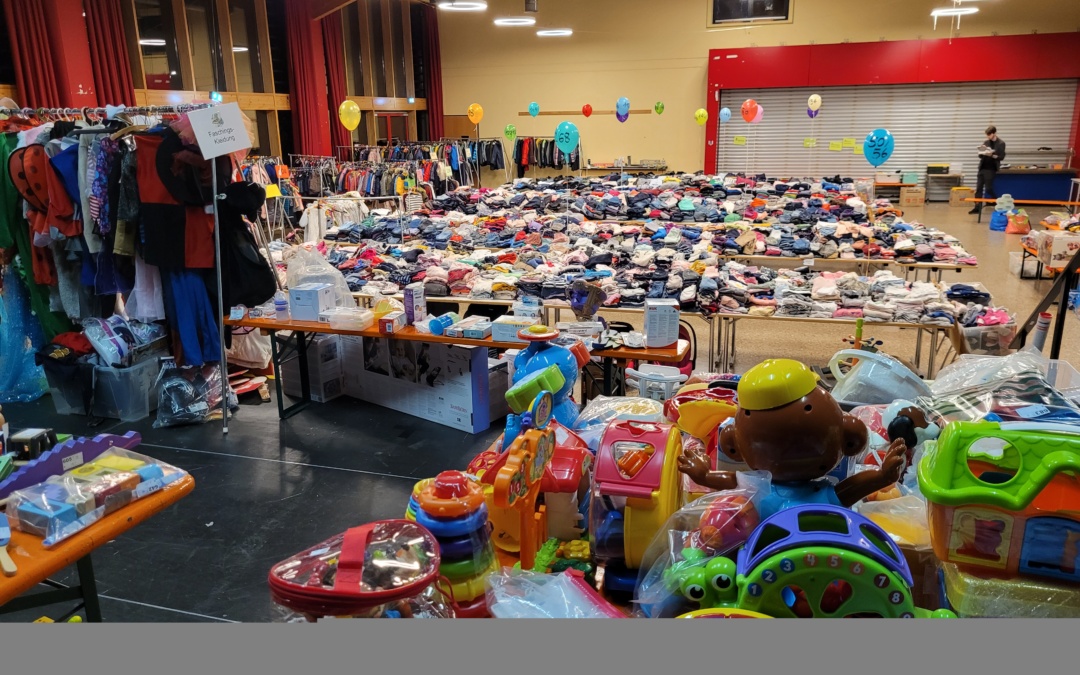 Helfertreffen des Wieslocher Kinderkleider- und Spielwarenmarkts