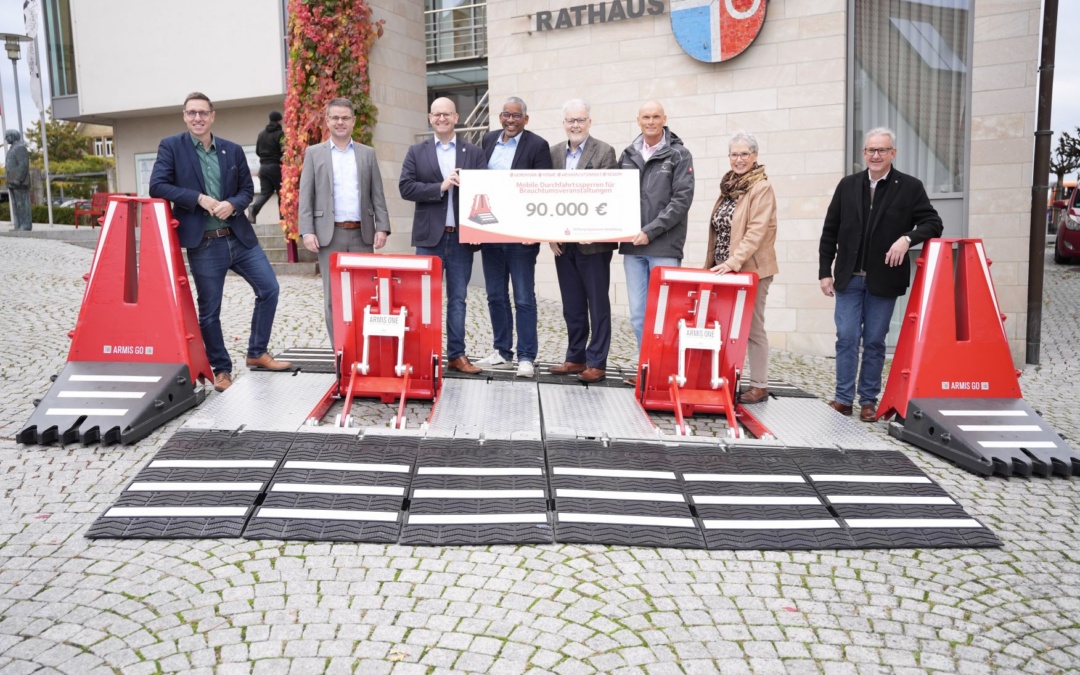 Spende für mehr Sicherheit bei Veranstaltungen