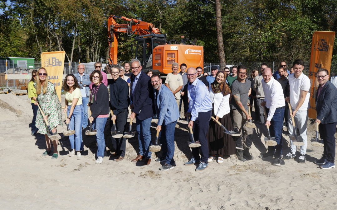Symbolischer Spatenstich für das neue Tierpark-Betriebsgebäude